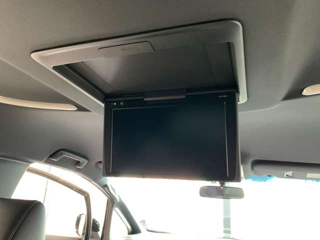 後席モニター付き!!