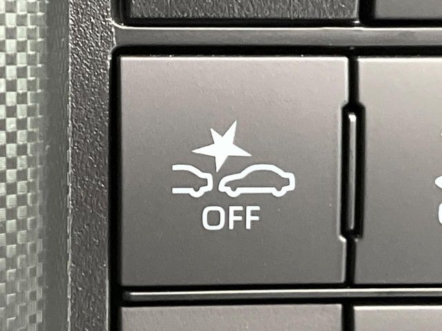 �y�X�}�[�g�A�V�X�g�z���s���ɑO���̎ԗ�����F�����A�Փ˂������Ȏ��͌x��ƃu���[�L�ŏՓˉ���Ɣ�Q�y�����A�V�X�g�B�����S�Ƀh���C�u�����y���݂��������܂��B