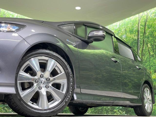 【純正17インチアルミホイール】外観にマッチした純正アルミホイールを装着しております。各種社外アルミホイールや、スタッドレスタイヤも取扱いしております。是非ご相談ください♪