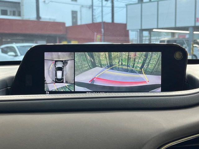 �y360&deg;�r���[���j�^�[�z��p�̃J�����ɂ��A�ォ�猩���낵���悤�Ȏ��_��360�x�N���}�̎��͂��m�F���邱�Ƃ��ł��܂������p�������m�F���₷���A�����ꏊ�ł̐؂�Ԃ��⒓�Ԃ��X���[�Y�ɍs���܂��B