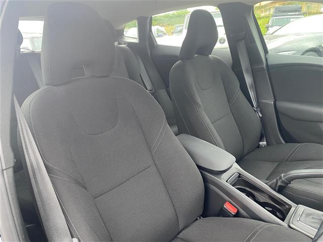 V40D4 モメンタム ディーゼル