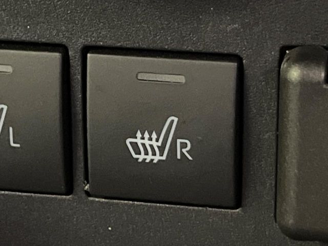 �y�V�[�g�q�[�^�[�z�������ɏd�󂷂�V�[�g�q�[�^�[!�G�A�R����葁�����܂��Ă����̂Ŋ�����̐l�����S�ł��ˁ�G�A�R���̉����͊������邩����A�Ƃ������ɂ����������߂ł��B