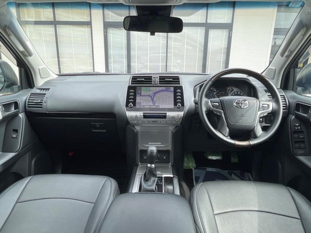 グループ総在庫数約30,000台!!全国の系列店からメーカー・車種問わずご紹介出来るので、あなたにピッタリのお車が見つかるはずです♪まずはお問い合わせ下さい☆