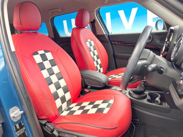 ●シートの使用感:破れ・へたりも少なく、ご覧の通りきれいな状態を維持しております。また、室内クリーニング・コーティングもご用命いただけます。