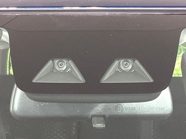 �y�g���^�Z�[�t�e�B�Z���X�z���s���ɑO���̎ԗ�����F�����A�Փ˂������Ȏ��͌x��ƃu���[�L�ŏՓˉ���Ɣ�Q�y�����A�V�X�g�B�����S�Ƀh���C�u�����y���݂��������܂��B