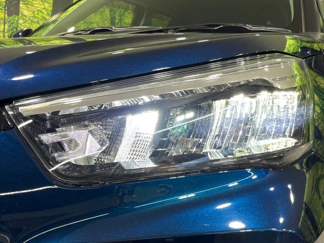 �yLED�w�b�h���C�g�z���V����ԑ��s�����ǍD�Ȏ��E���m�ۂ����S���ĉ^�]�ł��鍂�P�xLED�w�b�h���C�g�𑕔�!�_�����x�������A����d�͂��}�����Ă��܂��B