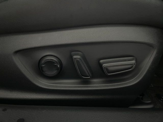 �y�p���[�V�[�g�z�X�C�b�`��ŊȒP�ɃV�[�g�̔��������\!�d��������͂�����܂���!���K�ȃV�[�g�|�W�V�����ɃZ�b�g���āA���K�ȃh���C�u�����y���݂��������B