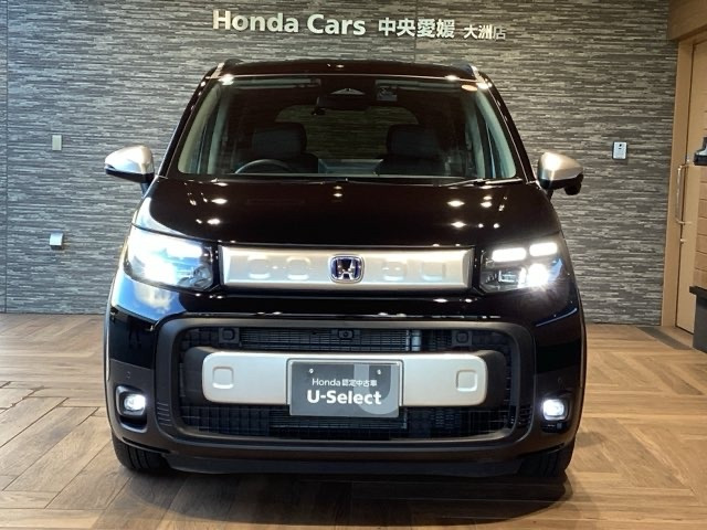 フリード1.5 e:HEV クロスター