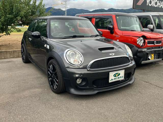 ミニジョン・クーパー・ワークス