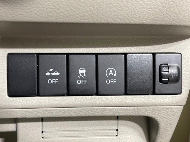 �y�A�C�h�����O�X�g�b�v�z�ԐM����a�؂Œ�Ԃ����ۂɃG���W�����~���A���ʂȔR���̏����}���܂��B�R��������ی�ɂȂ���@�\��G���W���̓u���[�L�𗣂��΍Ďn�����܂��B