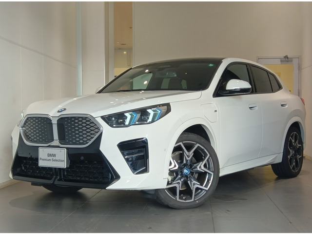 iX2xドライブ30 Mスポーツ 4WD