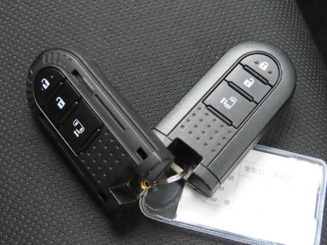 �L�[���|�P�b�g�ɓ��ꂽ�܂܂ł��G���W��ON/OFF�A�h�A�{��/�J���\���֗��ȃX�}�[�g�L�[�t�ł���