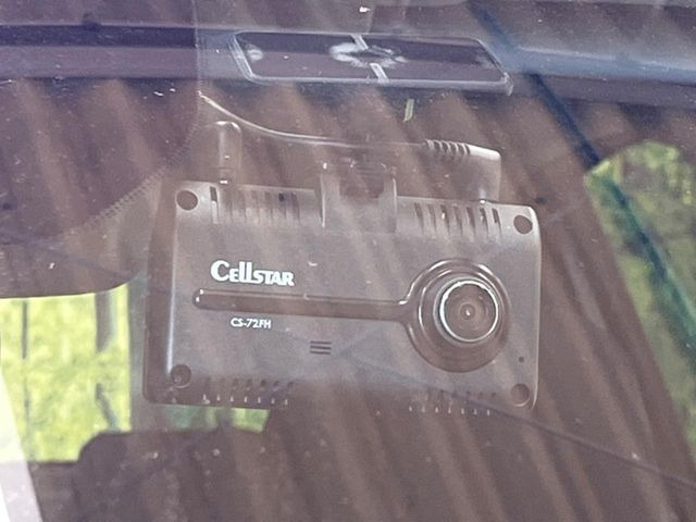 �y�h���C�u���R�[�_�[�z���S�E���S�ȃJ�[���C�t�ɕK�{�̃h���C�u���R�[�_�[�𑕔�!���s���͂������A������^�]�⎖�̂ɑ��������ۂ̏󋵂��f���ŋL�^���A����̃��X�N�ɔ����܂��B