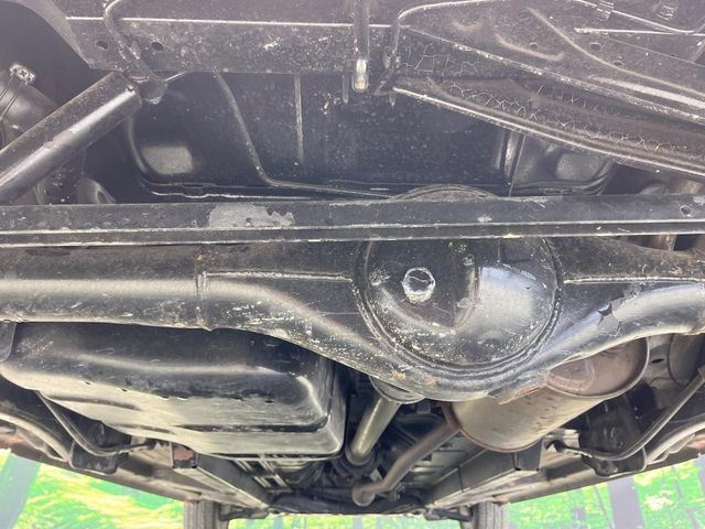 下回りがきれいなうちに、防錆加工の施工がオススメ。降雪地域はもちろん、沿岸部にお住いの方や、趣味でマリン・ウィンタースポーツをされる方にご好評いただいております。