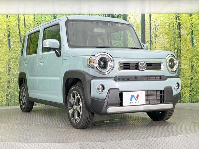 高透明度のガラス皮膜で撥水はもちろん、上質なツヤ・光沢を実現。紫外線や酸性雨から大切な愛車を保護し、色あせ・劣化を防止。「弾スプラッシュコート」、「弾プリミッサコート」からお選びいただけます。