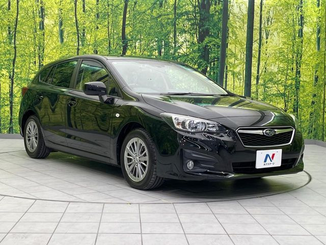 高透明度のガラス皮膜で撥水はもちろん、上質なツヤ・光沢を実現。紫外線や酸性雨から大切な愛車を保護し、色あせ・劣化を防止。「弾スプラッシュコート」、「弾プリミッサコート」からお選びいただけます。