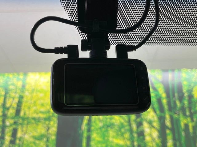 �y�h���C�u���R�[�_�[�z���S�E���S�ȃJ�[���C�t�ɕK�{�̃h���C�u���R�[�_�[�𑕔�!���s���͂������A������^�]�⎖�̂ɑ��������ۂ̏󋵂��f���ŋL�^���A����̃��X�N�ɔ����܂��B