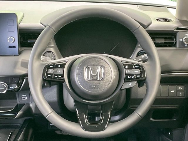 �y�����v�����X�e�A�����O�z�㎿�Ȋv���g�p���邱�ƂŁA��ɂ����������݂ƂĂ��^�]���₷���n���h���ł���