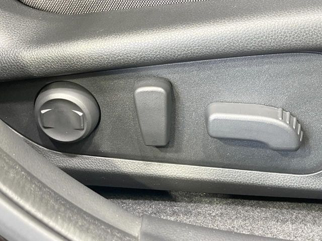 �y�p���[�V�[�g�z�X�C�b�`��ŊȒP�ɃV�[�g�̔��������\!�d��������͂�����܂���!���K�ȃV�[�g�|�W�V�����ɃZ�b�g���āA���K�ȃh���C�u�����y���݂��������B