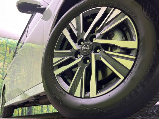 �y����16�C���`�A���~�z�C�[���z�O�ςɃ}�b�`���������A���~�z�C�[���𑕒����Ă���܂��B�e��ЊO�A���~�z�C�[����A�X�^�b�h���X�^�C�����戵�����Ă���܂��B���񂲑��k����������