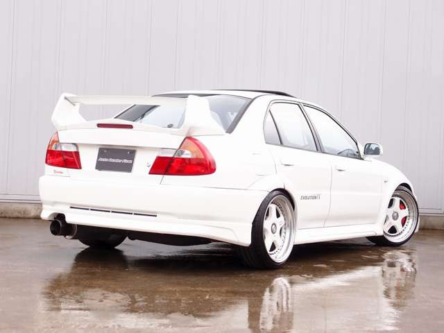 �l�C�̃����T�[�G�{5�J�X�^���ԗ��̓���!���Г��Ɏ��ɂ͐V�i�ɂ�BLTZ�ԍ����𑕔����AOZ�n�[�}��PG118AW�A�G�{�Y�p�g�~�}�L�o���p�[�A�}�t���[�Ȃǂ̑����̍��z�p�[�c�ɉ����󏭉��l�̍����T�����[�t