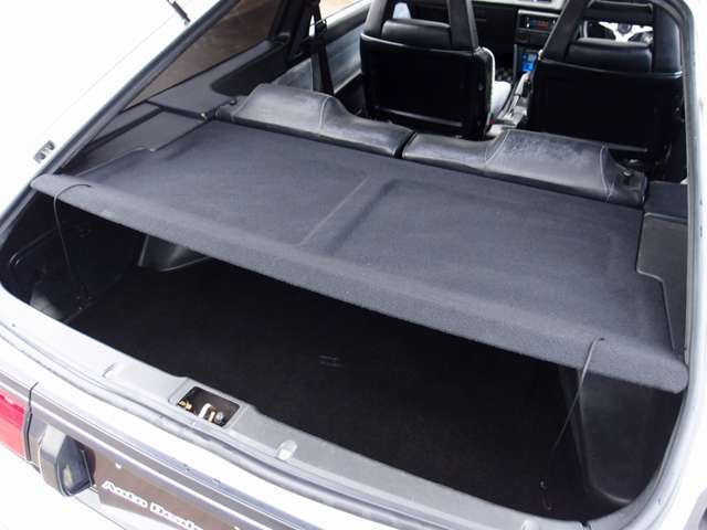 ���Ђ̓h�A�̃q���W����/�e�������/�t���A�}�b�g�ȂǁA�ׂ��ȏ����Y��ɃN���[�j���O�v���܂��B�V�Ԃ��낵���Ă̂悤�ȋP������ԗ������q�l�ɂ��[�Ԃ����Ē����܂��B�������̂��q�l�������S���Ă������������܂�