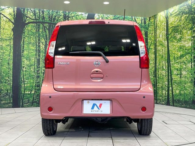 安心の最長10年・走行無制限保証(有償)をご用意。保証内容も充実はもちろん、無料点検&オイル交換や、年中無休の全国・24時間ロードサービスも付帯されておりますのでご安心下さい。