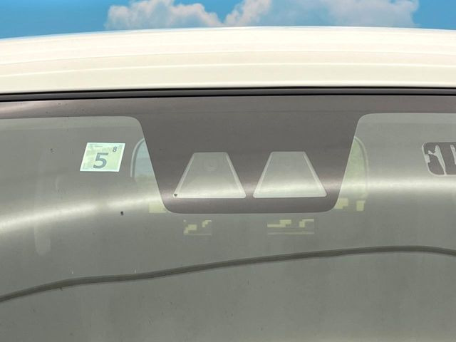 �y�X�}�[�g�A�V�X�g�z���s���ɑO���̎ԗ�����F�����A�Փ˂������Ȏ��͌x��ƃu���[�L�ŏՓˉ���Ɣ�Q�y�����A�V�X�g�B�����S�Ƀh���C�u�����y���݂��������܂��B