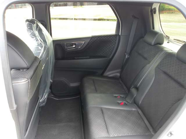 <�A�N�Z�X>����Ɂu�G�l�I�X�v����������A�߂��Ă����E��!�uau�v�̑Ζ�!�u�����فv�̎�O!