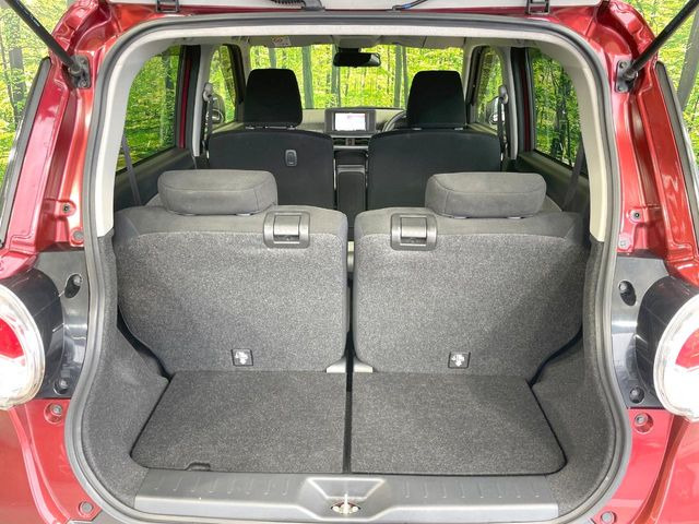 ���i�̂���������ʋ΁A���}���ɏ\���ȉ׎��X�y�[�X���m�ۂ��Ă���܂��B�Z�J���h�V�[�g��|���ƁA�傫�ȉו��̐ύڂ��\�ł���