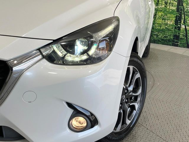 �yLED�w�b�h���C�g�z���V����ԑ��s�����ǍD�Ȏ��E���m�ۂ����S���ĉ^�]�ł��鍂�P�xLED�w�b�h���C�g�𑕔�!�_�����x�������A����d�͂��}�����Ă��܂��B