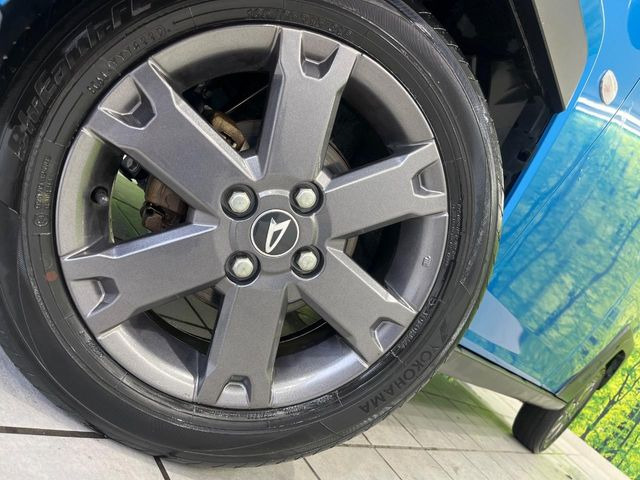 �y����15�C���`�A���~�z�C�[���z�O�ςɃ}�b�`���������A���~�z�C�[���𑕒����Ă���܂��B�e��ЊO�A���~�z�C�[����A�X�^�b�h���X�^�C�����戵�����Ă���܂��B���񂲑��k����������