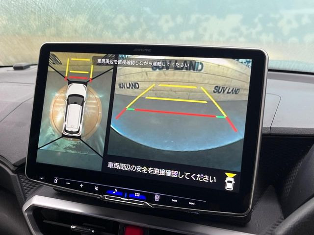 �y�p�m���~�b�N�r���[���j�^�[�z��p�̃J�����ɂ��A�ォ�猩���낵���悤�Ȏ��_��360�x�N���}�̎��͂��m�F���邱�Ƃ��ł��܂������p�������m�F���₷���A�����ꏊ�ł̐؂�Ԃ��⒓�Ԃ��X���[�Y�ɍs���܂��B