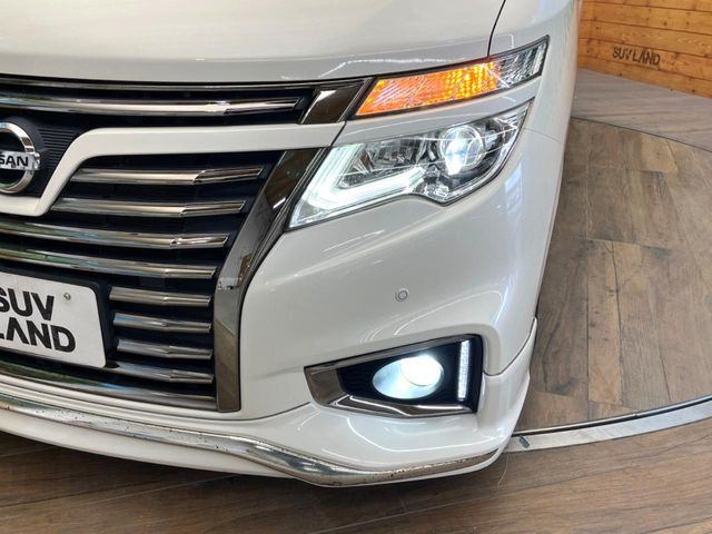 �yLED�w�b�h���C�g�z���V����ԑ��s�����ǍD�Ȏ��E���m�ۂ����S���ĉ^�]�ł��鍂�P�xLED�w�b�h���C�g�𑕔�!�_�����x�������A����d�͂��}�����Ă��܂��B