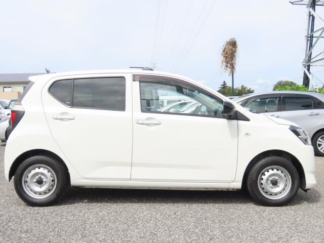 オリックスUcar柏インター店♪お問合せは、TEL0120-20ー5370まで♪定休日の水曜日を除き、土日祝日も営業中。100台近く展示している大型店舗です!