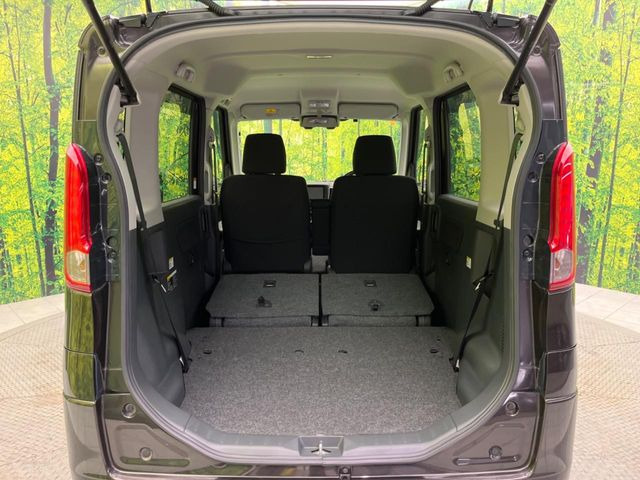 ���i�̂���������ʋ΁A���}���ɏ\���ȉ׎��X�y�[�X���m�ۂ��Ă���܂��B�Z�J���h�V�[�g��|���ƁA�傫�ȉו��̐ύڂ��\�ł���