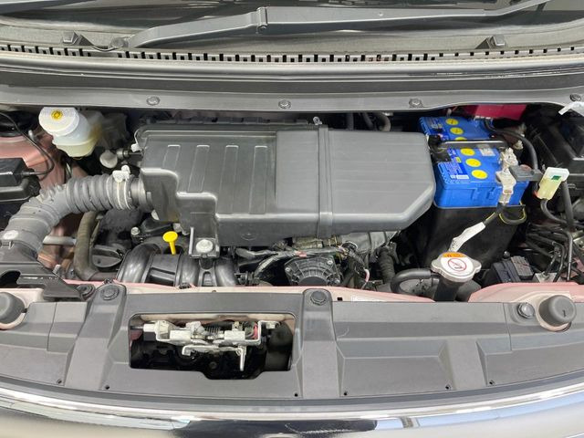 親切・丁寧な専門メカニックスタッフが応対!・車検・点検整備・事故等の修理などアフターサービスも安心。お車のカスタマイズもネクステージのサービススタッフまでご相談ください!