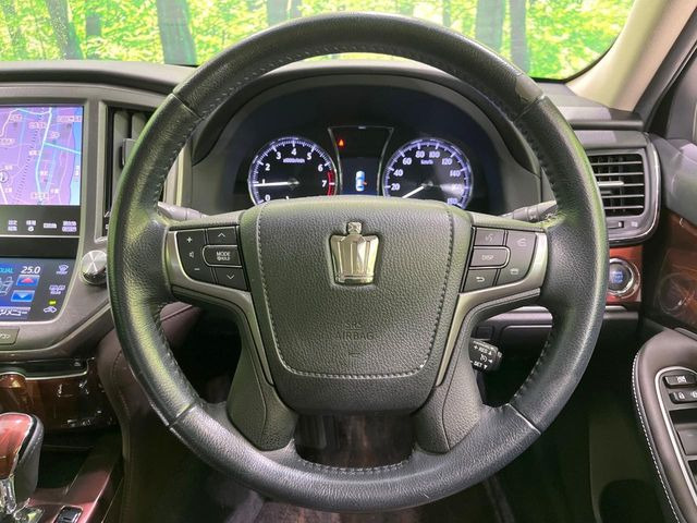 �y�����v�����X�e�A�����O�z�㎿�Ȋv���g�p���邱�ƂŁA��ɂ����������݂ƂĂ��^�]���₷���n���h���ł���