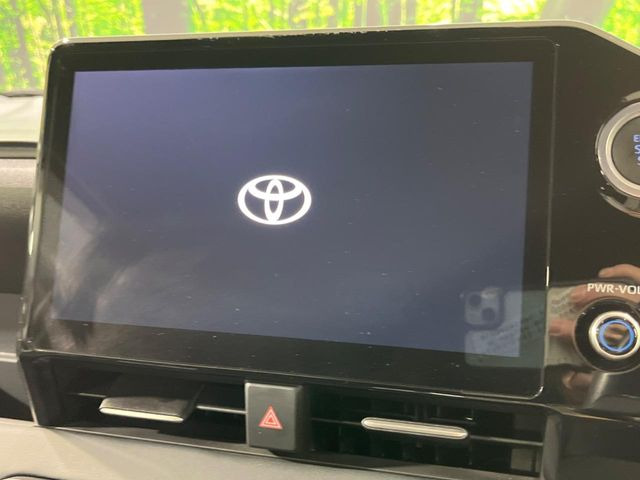 【純正ナビ】人気の純正ナビを装備。オーディオ機能も充実しており、Bluetooth接続すればお持ちのスマホやMP3プレイヤーの音楽を再生可能!毎日の運転がさらに楽しくなります!!