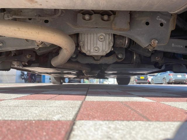 ����肪���ꂢ�Ȃ����ɁA�h�K���H�̎{�H���I�X�X���B�~��n��͂������A���ݕ��ɂ��Z���̕���A��Ń}�����E�E�B���^�[�X�|�[�c���������ɂ��D�]���������Ă���܂��B