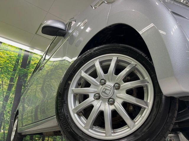 【純正14インチアルミホイール】外観にマッチした純正アルミホイールを装着しております。各種社外アルミホイールや、スタッドレスタイヤも取扱いしております。是非ご相談ください♪