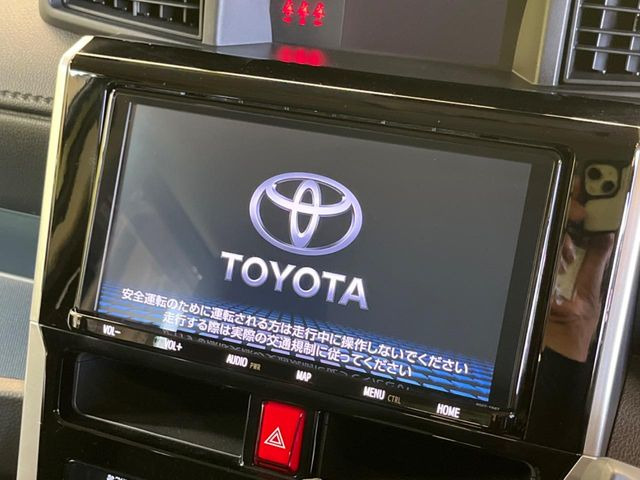 �y�����i�r�z�l�C�̏����i�r�𑕔����Ă���܂��B�i�r�̎g���₷���͂������A�I�[�f�B�I�@�\���[��!�L�����v�◷�s�͂������A�ʋ΂┃�����ȂǕ��i�̃h���C�u���y�����Ȃ�͂���