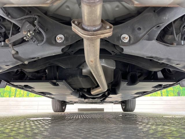 下回りがきれいなうちに、防錆加工の施工がオススメ。降雪地域はもちろん、沿岸部にお住いの方や、趣味でマリン・ウィンタースポーツをされる方に大変好評いただいております。