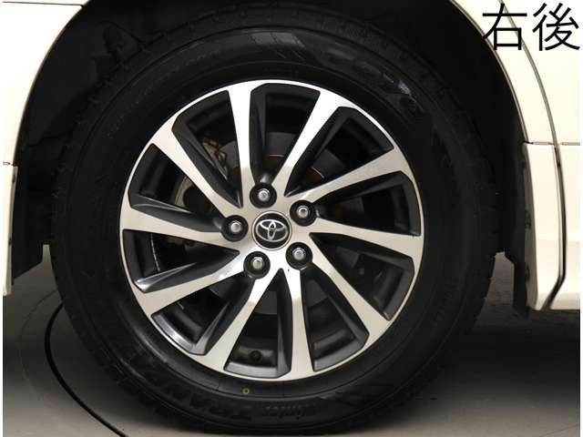 お客様のお好みの新品18インチ、19インチ、20インチホイール装着可能!ダウンサスなどローダウンも取付可能です!ヴァルドやワークなどのメーカー品も取り寄せ可能です!