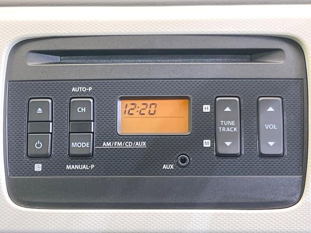 お好きな音楽を車内でお楽しみいただけます♪スピーカー交換・ウーハー追加などの音質向上や、最新ナビ・後席モニター等の取り付けも是非ご相談ください!