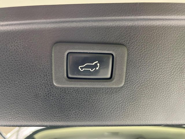 �y�p���[�o�b�N�h�A�z�X�}�[�g�L�[��^�]�Ȃ̃{�^�������������Ń��A�Q�[�g�������ŊJ���܂�!�ו��������Ă��鎞��A�����ʒu�ɂ���o�b�N�h�A��߂�ۂɕ֗��ȋ@�\�ł���