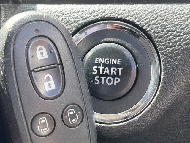 �y�I�y���[�V�����L�[�z�J�o����|�P�b�g�ɓ��ꂽ�܂܂ł��h�A�̎{���E�������\�ȃX�}�[�g�L�[�𑕔��B�G���W���̃I���E�I�t�����J�M�����o���K�v����������Ƃ��Ă��֗��ł���