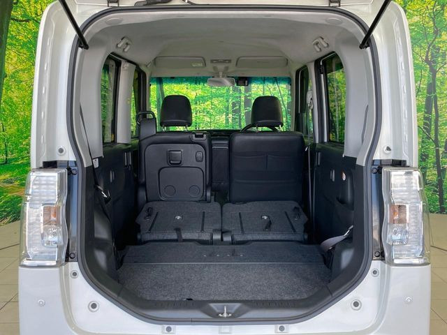 ���i�̂���������ʋ΁A���}���ɏ\���ȉ׎��X�y�[�X���m�ۂ��Ă���܂��B�Z�J���h�V�[�g��|���ƁA�傫�ȉו��̐ύڂ��\�ł���