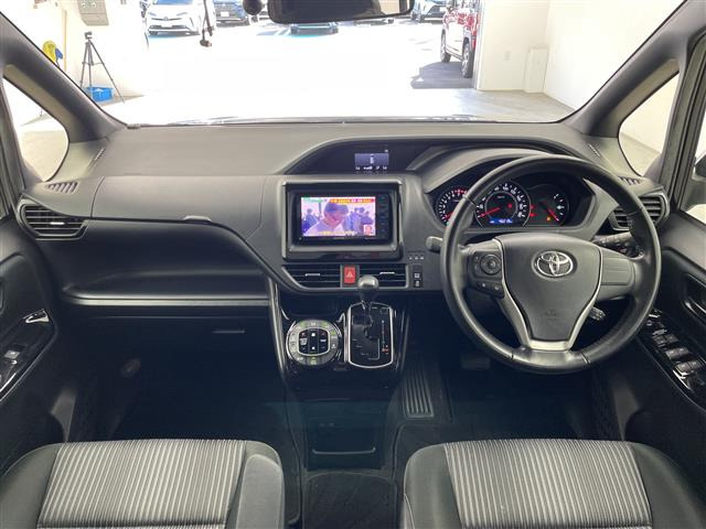 ヴォクシー2.0 ZS