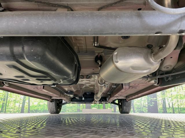 下回りがきれいなうちに、防錆加工の施工がオススメ。降雪地域はもちろん、沿岸部にお住いの方や、趣味でマリン・ウィンタースポーツをされる方にご好評いただいております。